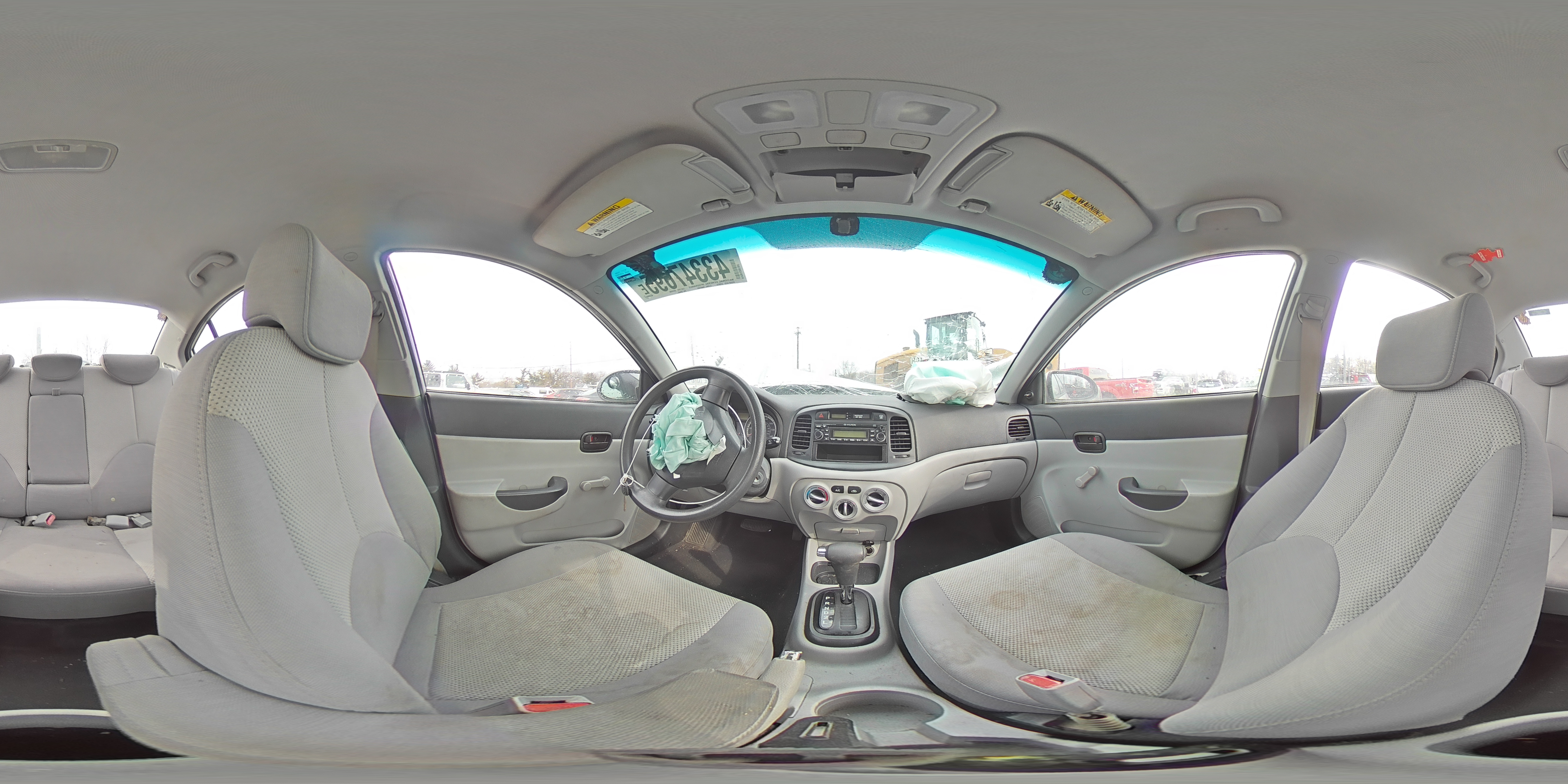 2009 Hyundai Accent - Image 13