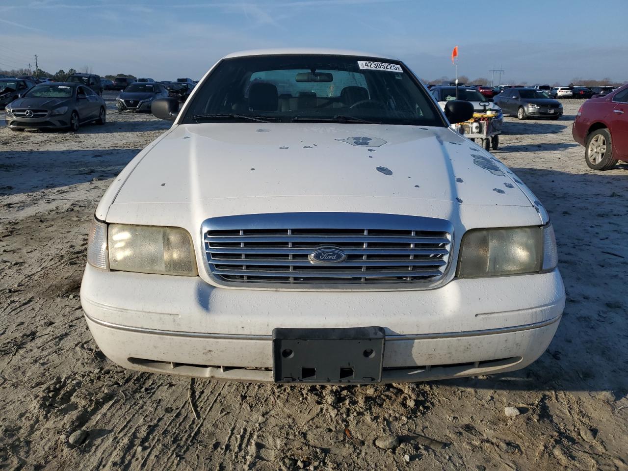 2004 Ford Crown Victoria - Image 5