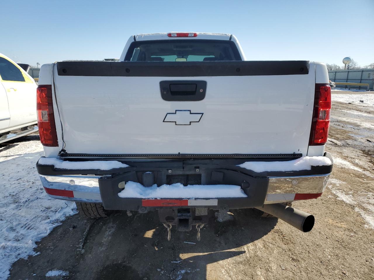 2011 Chevrolet Silverado - Image 6
