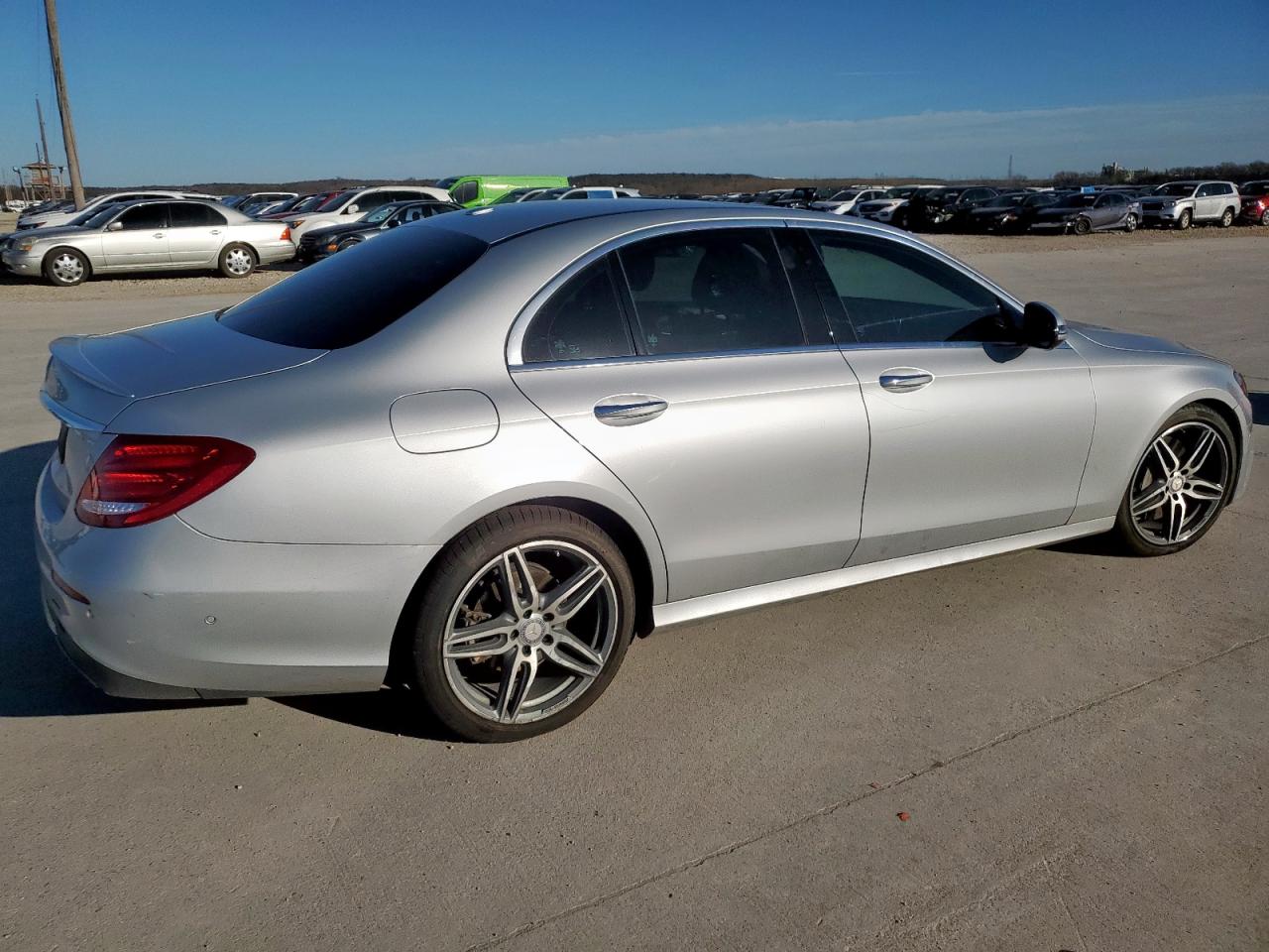 2017 Mercedes-Benz E-klasse - Image 3