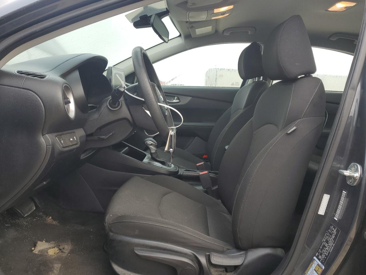 2019 Kia Forte - Image 7