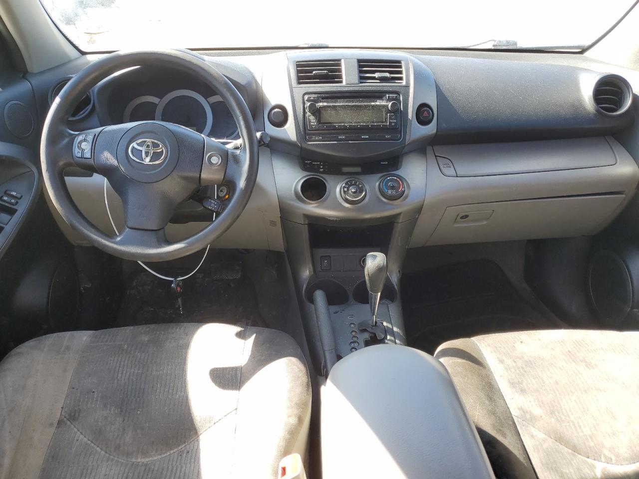 2012 Toyota RAV 4 - Image 8