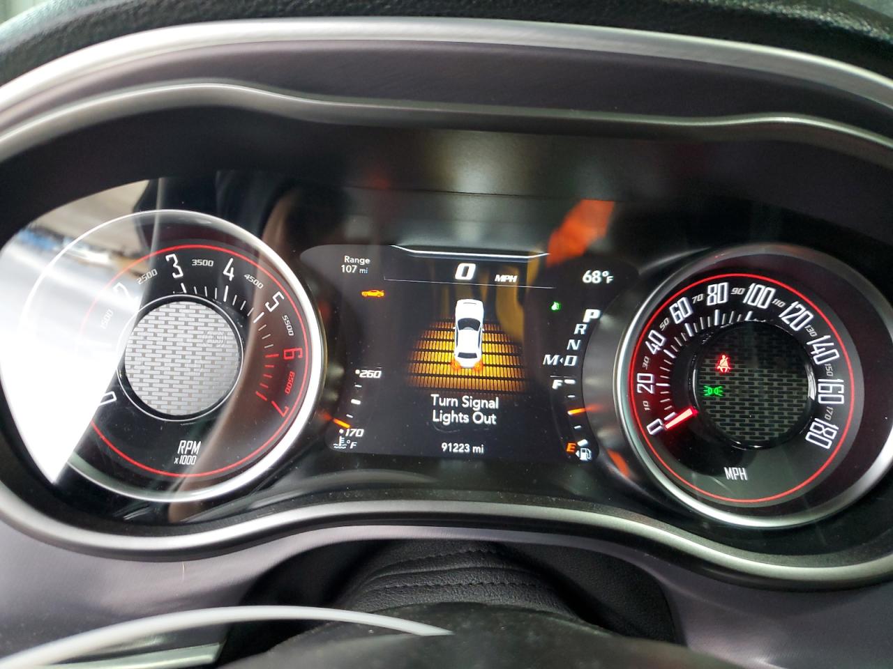 2019 Dodge Challenger - Image 9