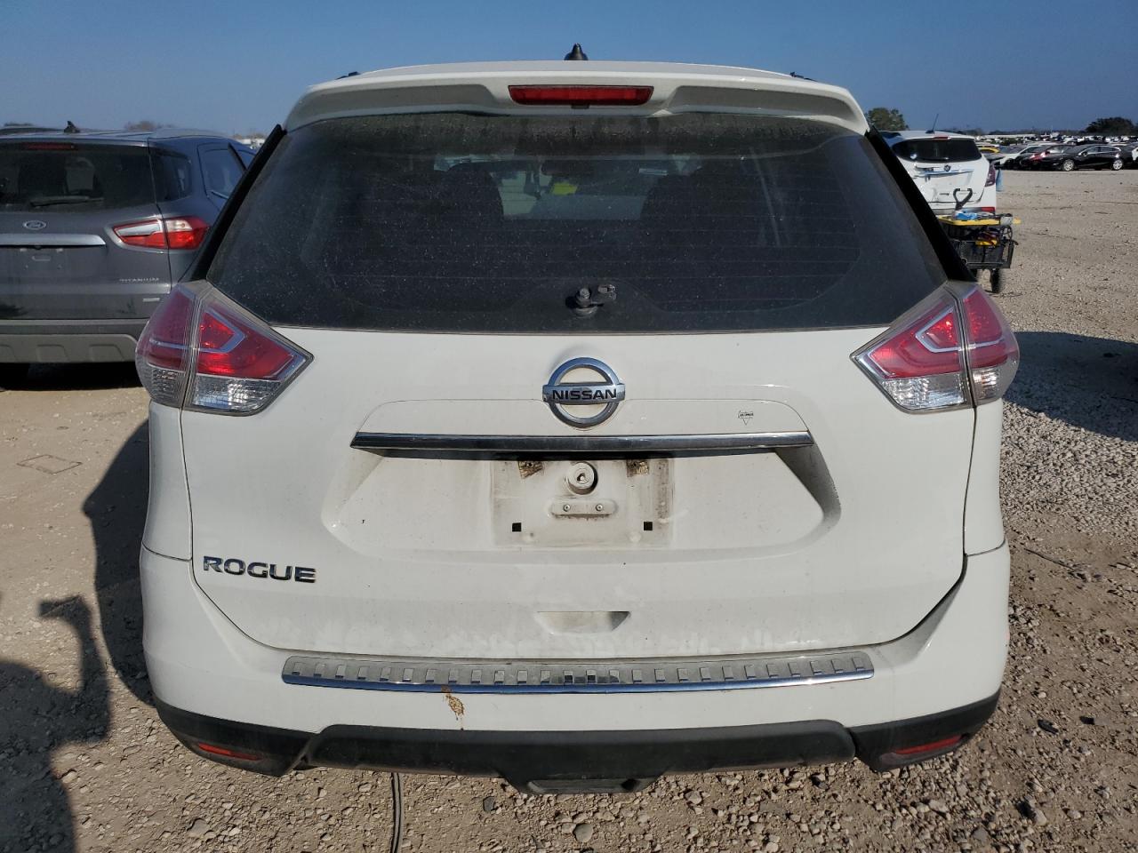 2015 Nissan Rogue - Image 6