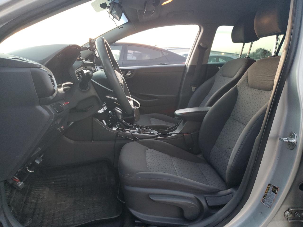 2017 Hyundai IONIQ - Image 7