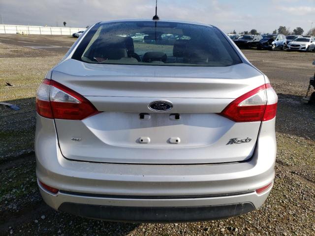  FORD FIESTA 2017 Сріблястий