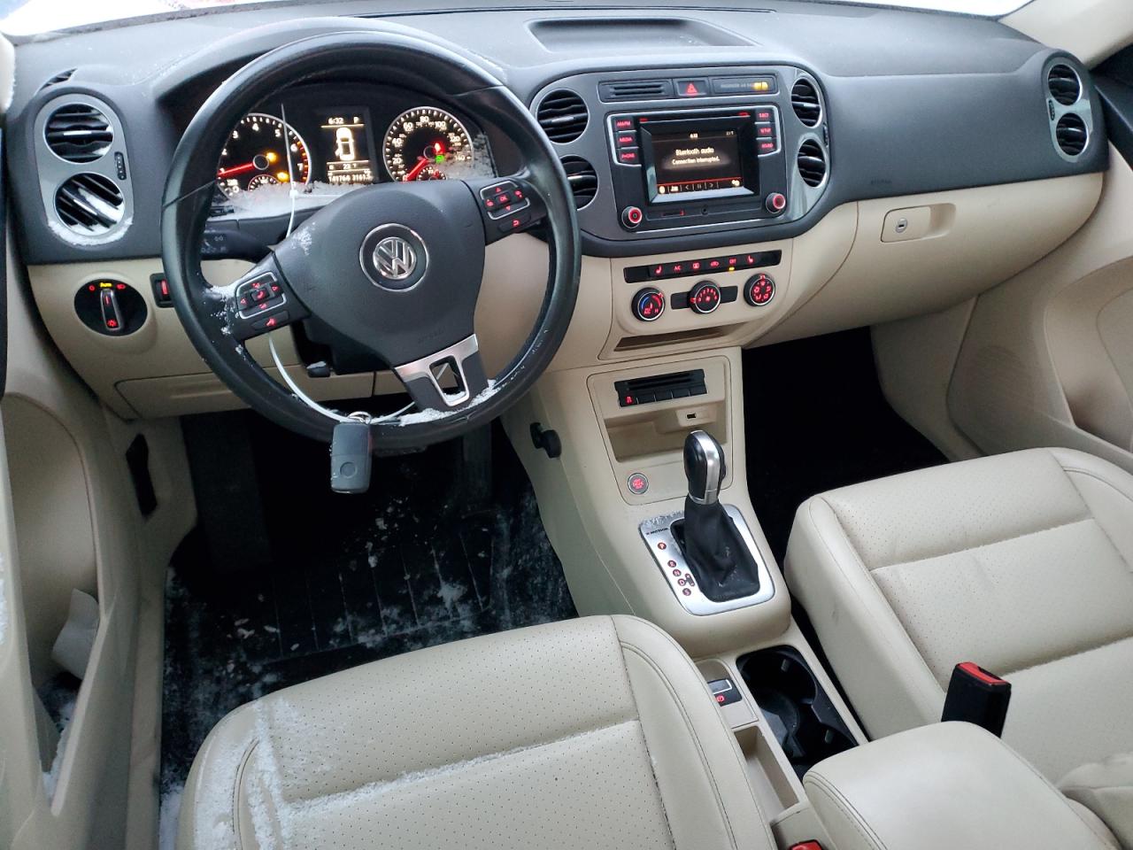 2016 Volkswagen Tiguan - Image 8
