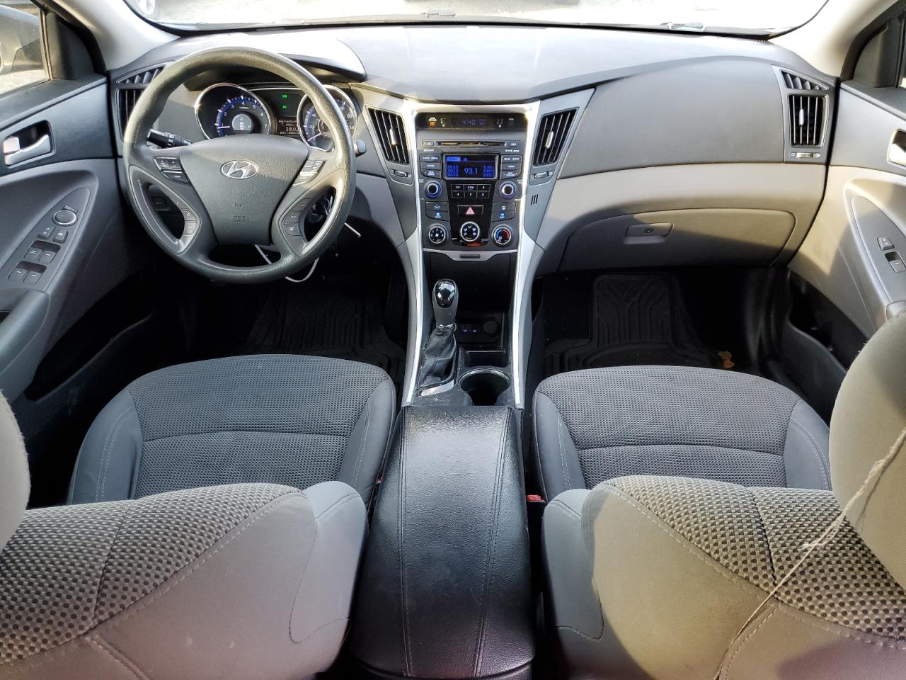 2014 Hyundai Sonata - Image 8