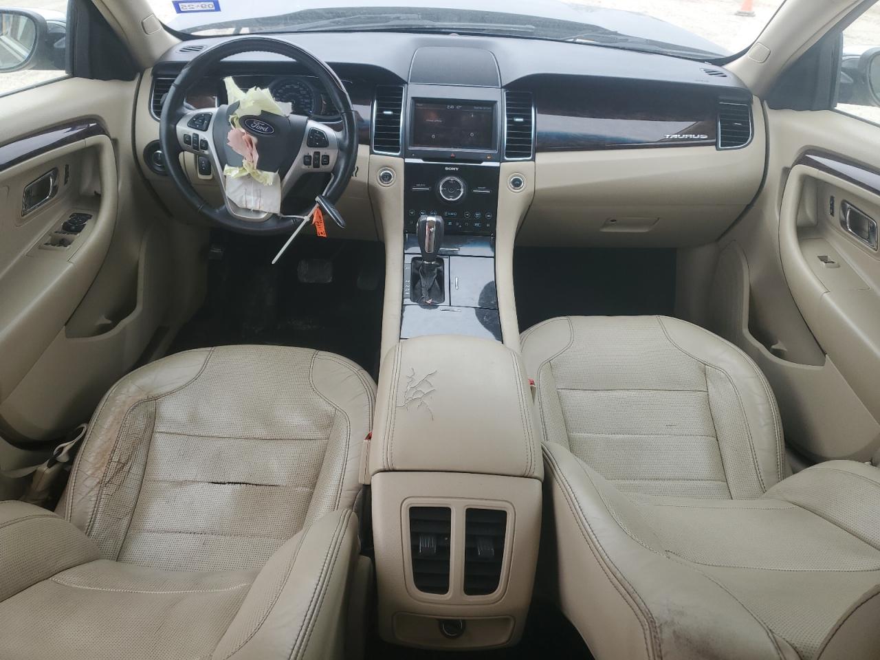 2013 Ford Taurus - Image 8