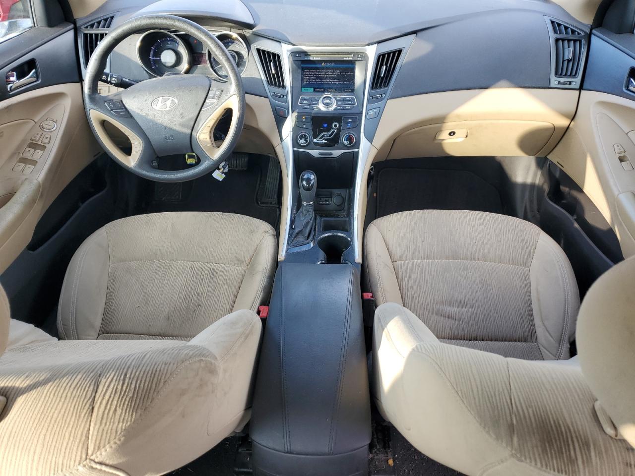 2011 Hyundai Sonata - Image 8