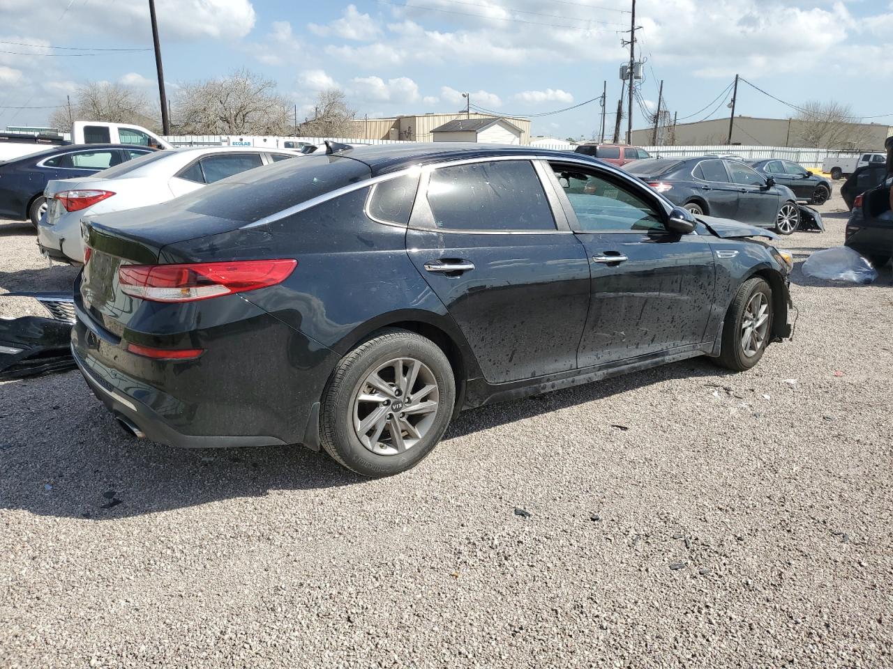2019 Kia Optima - Image 3