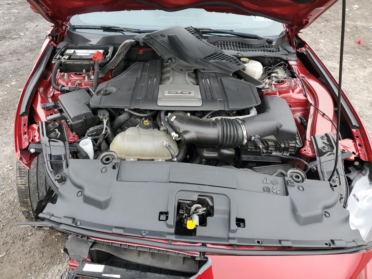 2020 Ford Mustang - Image 13
