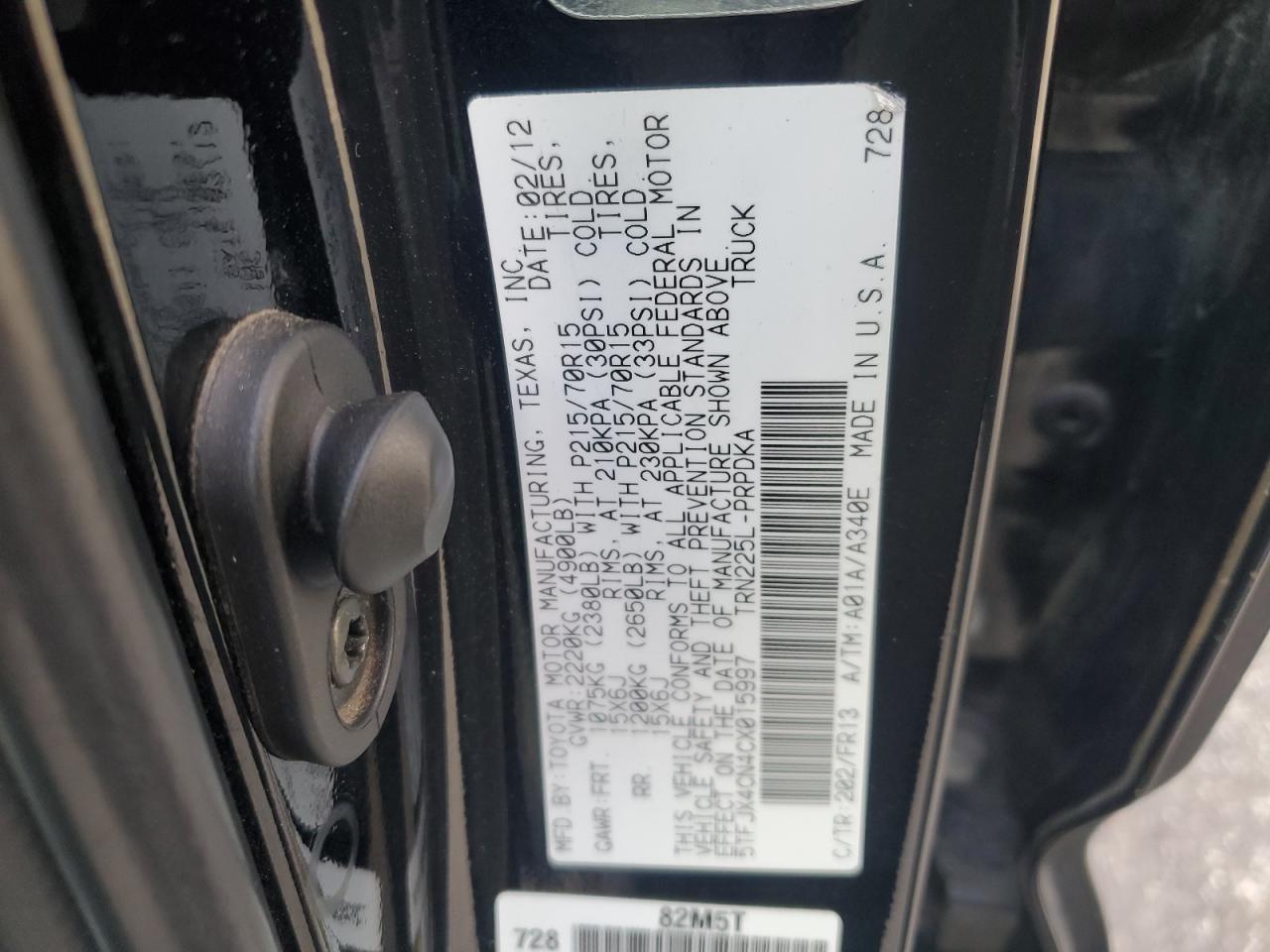 2012 Toyota Tacoma - Image 12