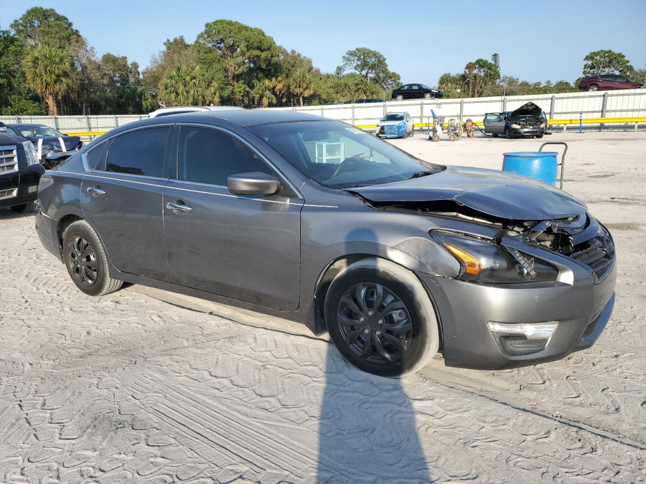 2015 Nissan Altima - Image 4