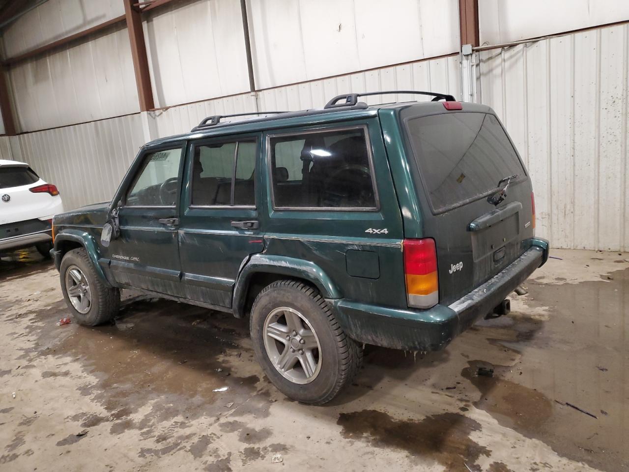2000 Jeep Cherokee - Image 2