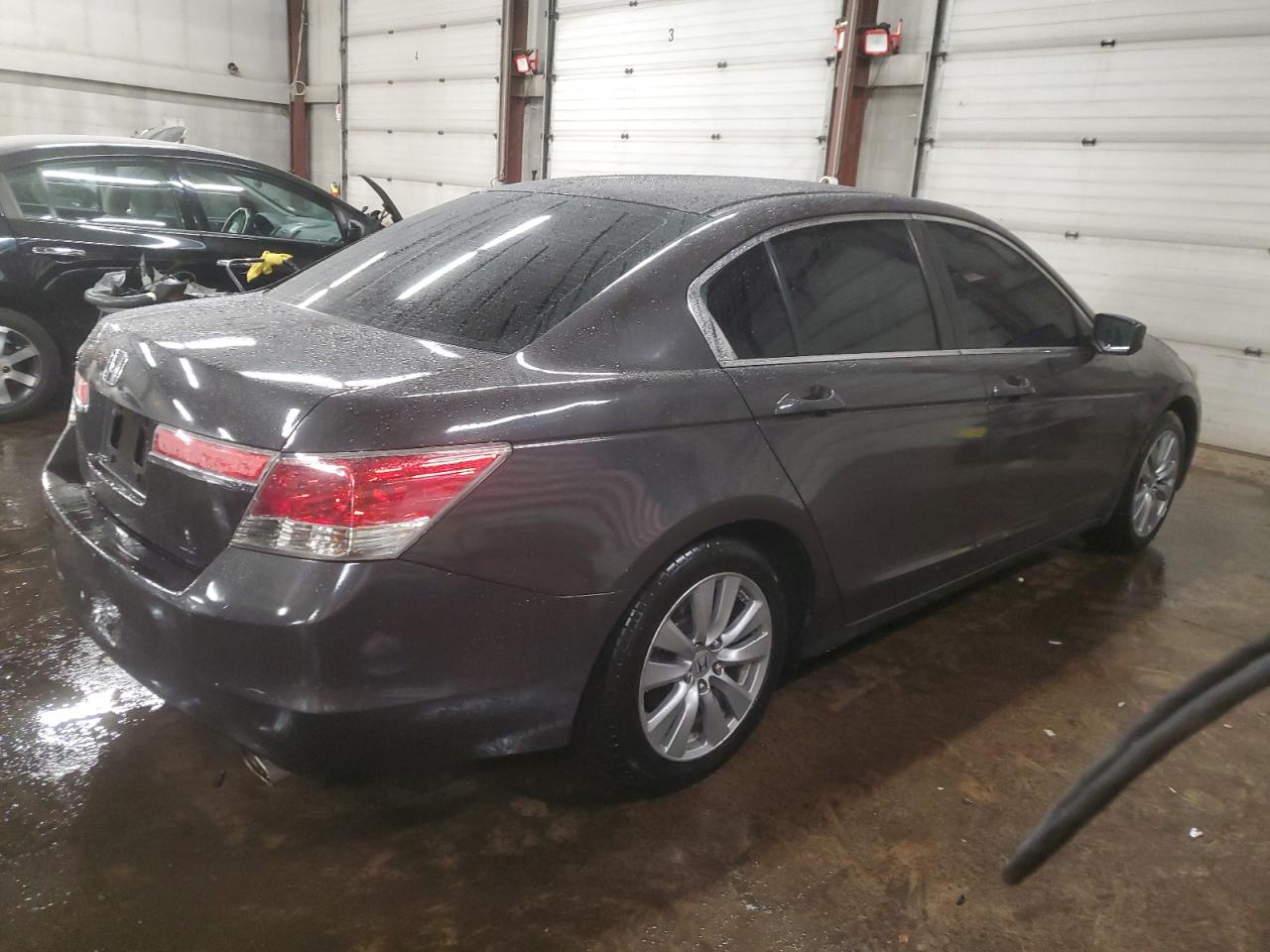 2011 Honda Accord - Image 3