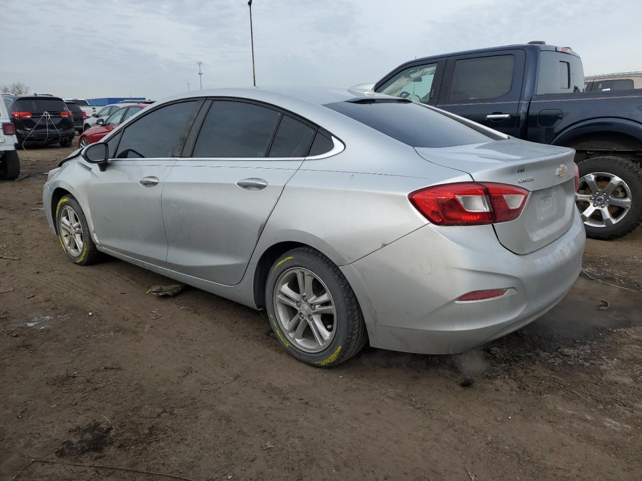 2017 Chevrolet Cruze - Image 2