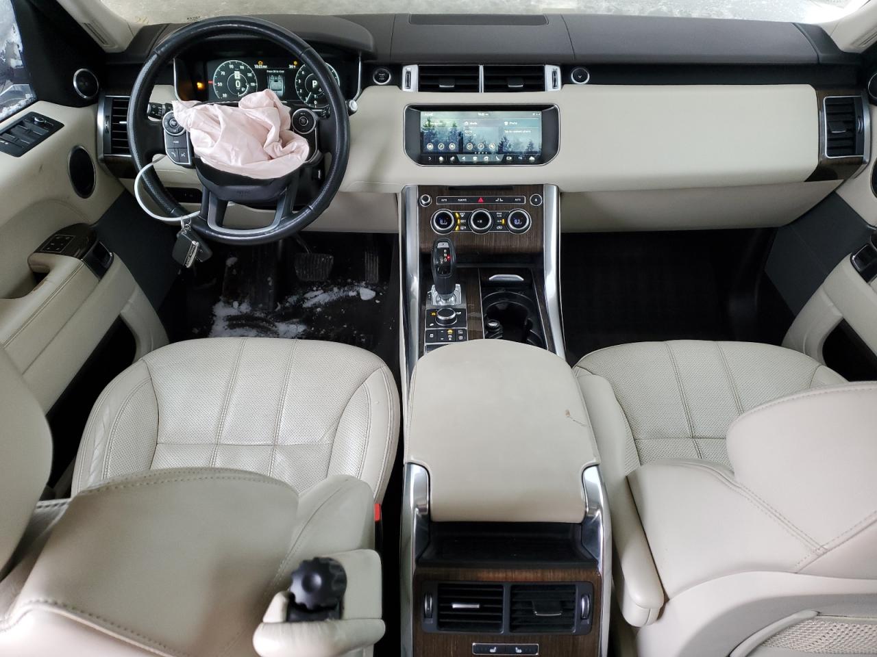 2017 Land Rover Range Rover - Image 8