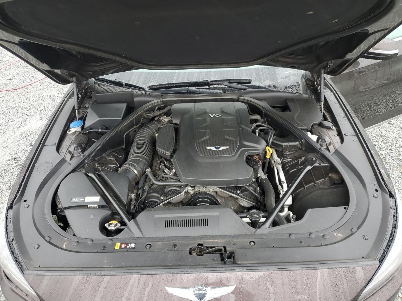 2017 Genesis G80 - Image 11