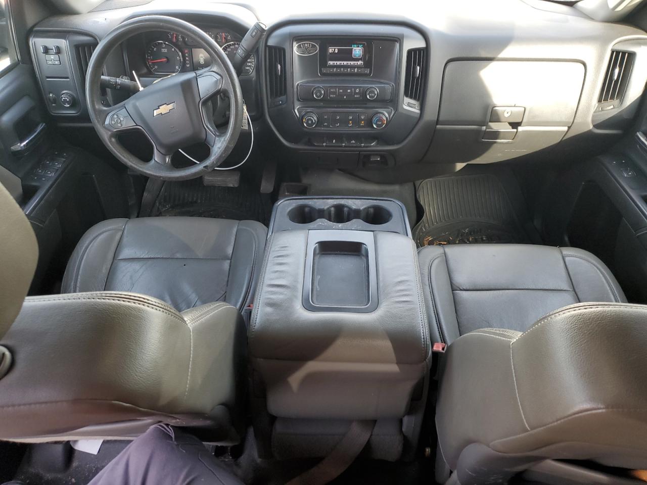 2015 Chevrolet Silverado - Image 8
