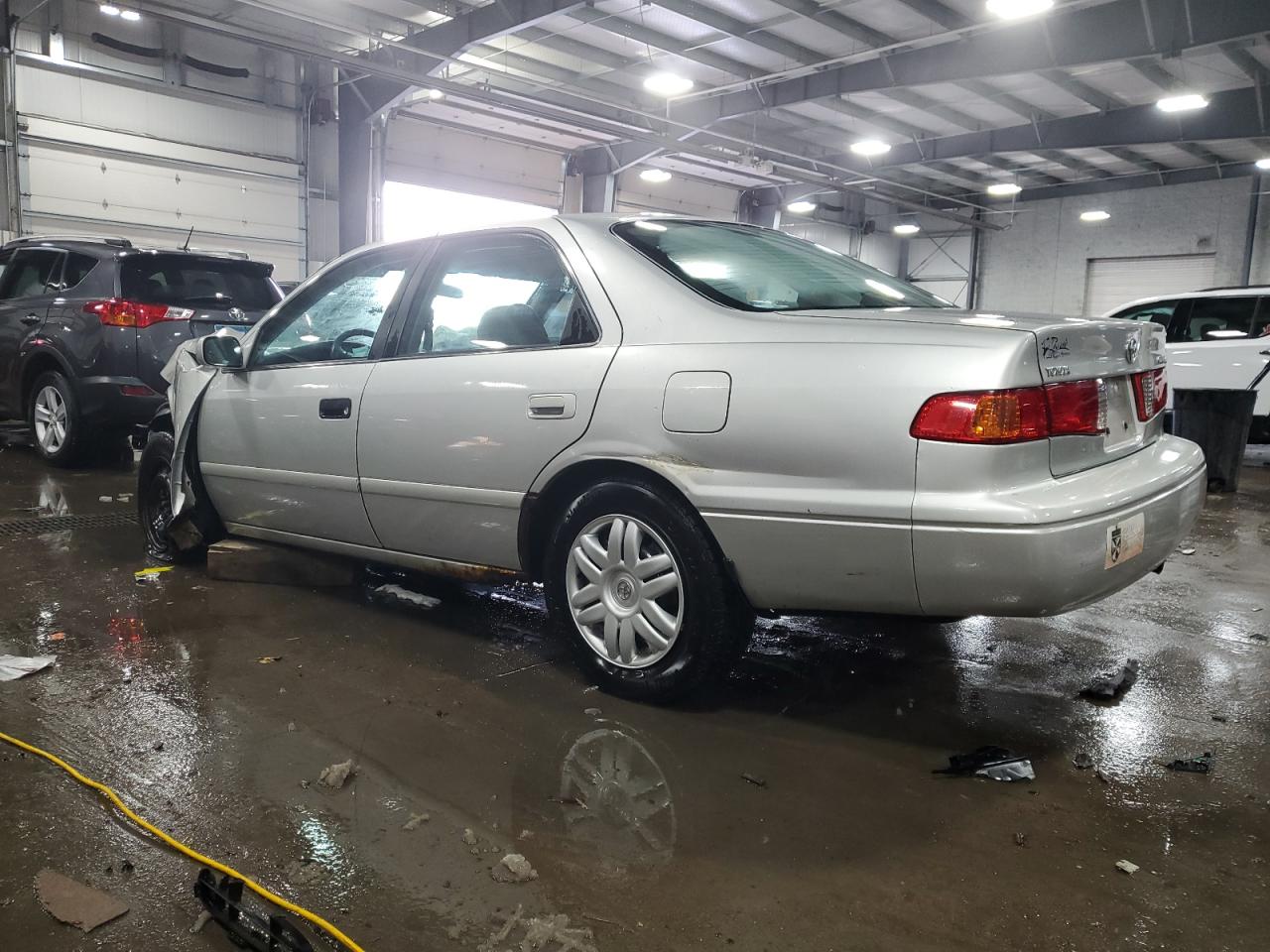 2001 Toyota Camry - Image 2