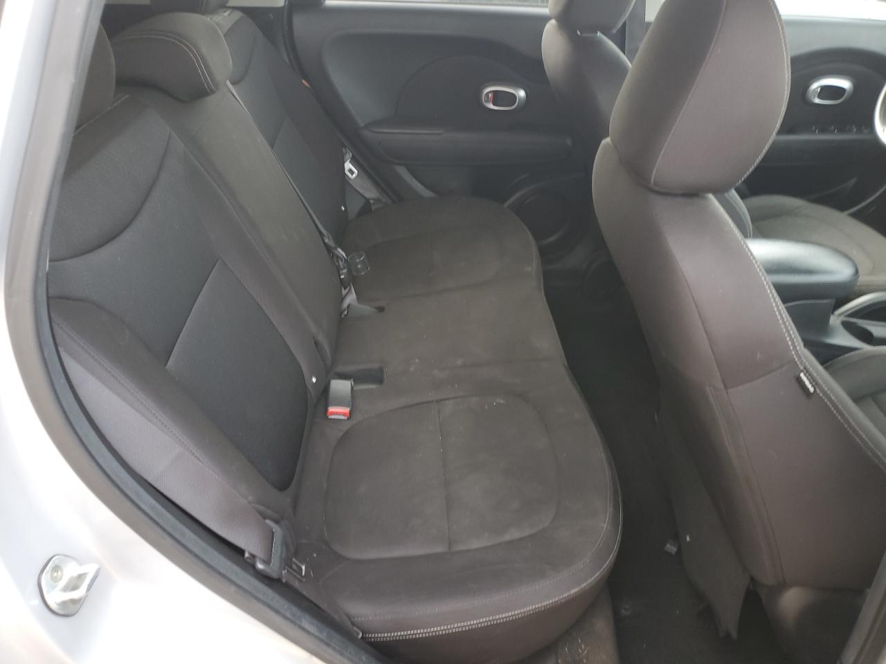 2016 Kia Soul - Image 11