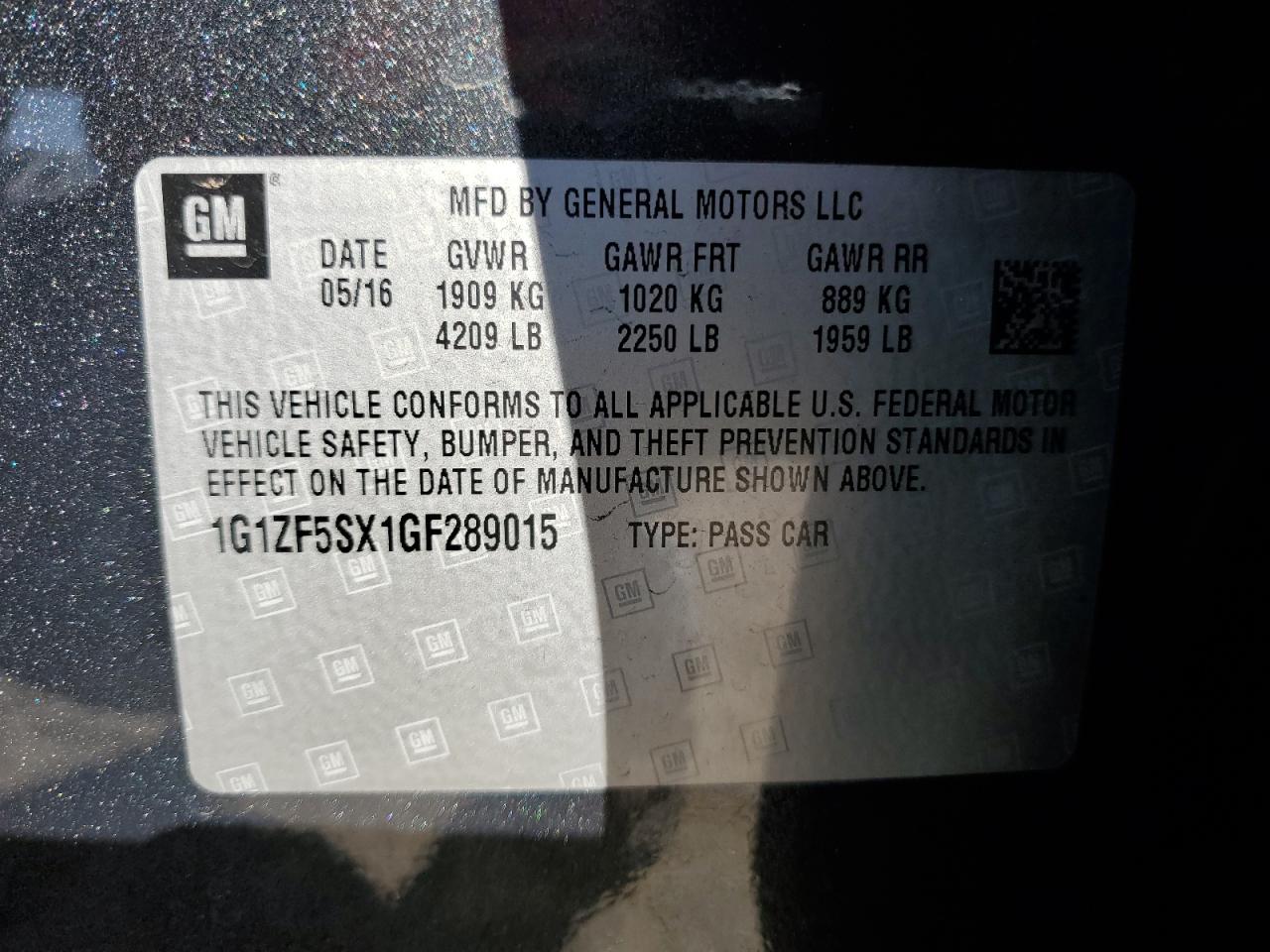 2016 Chevrolet Malibu - Image 12