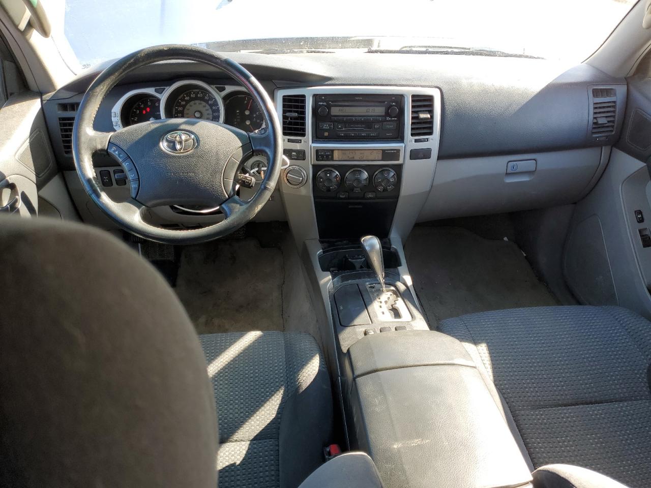 2004 Toyota 4Runner - Image 8