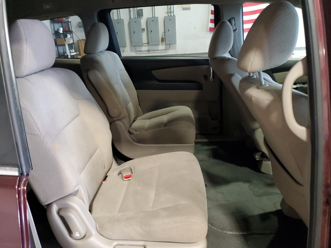 2014 Honda Odyssey - Image 11