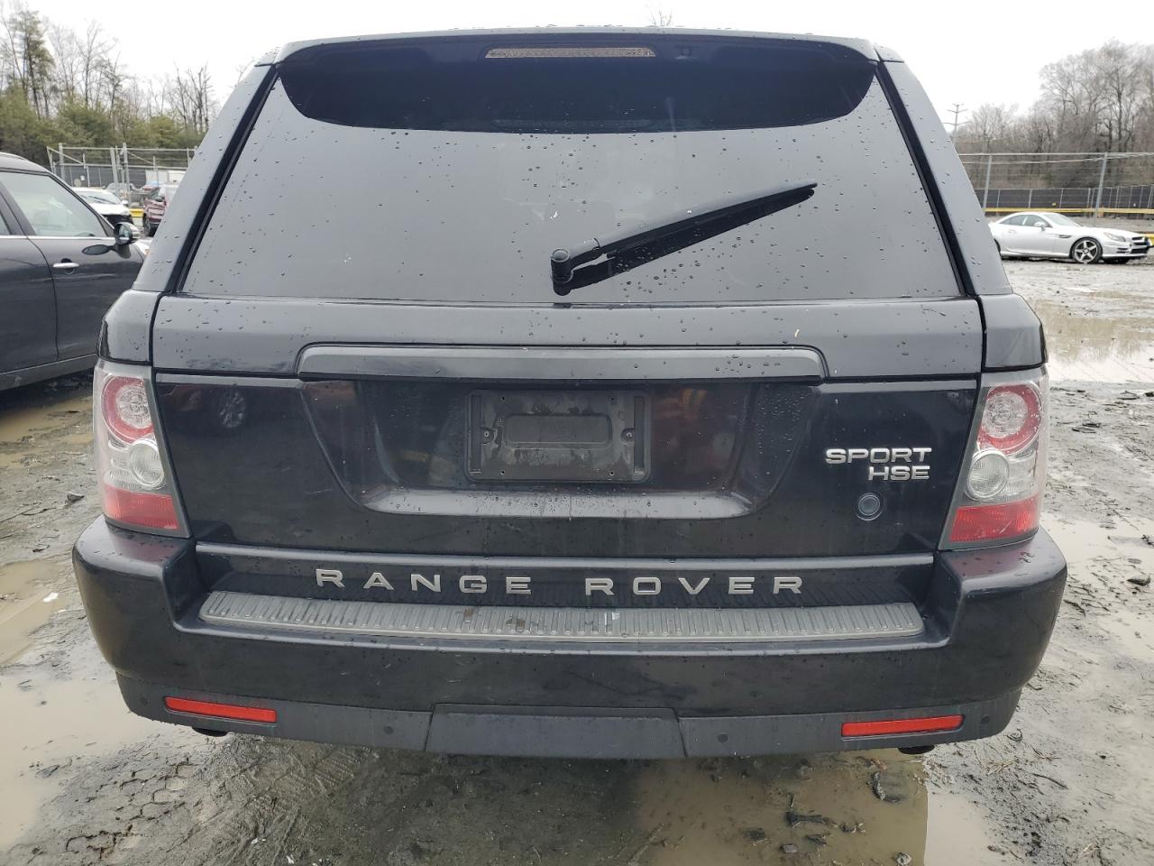 2010 Land Rover Range Rover - Image 6