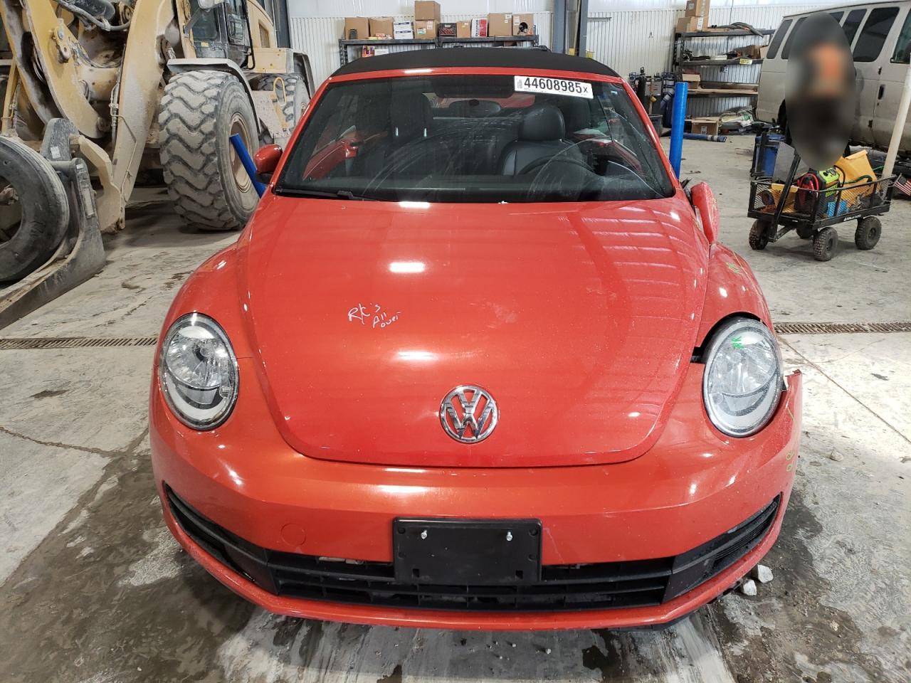 2016 Volkswagen Beetle - Image 5