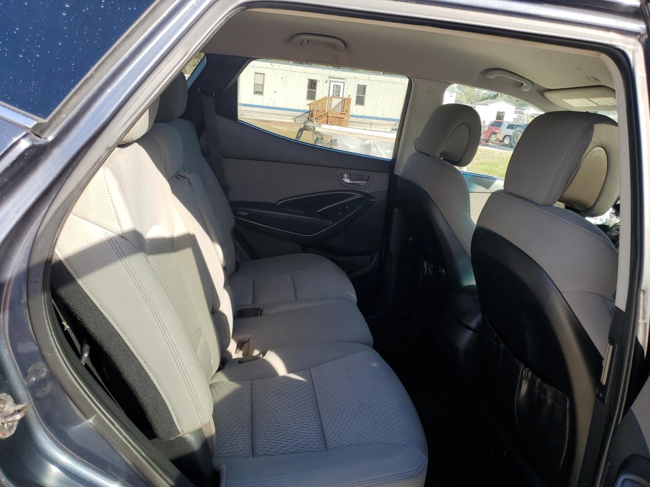 2013 Hyundai Santa Fe - Image 11
