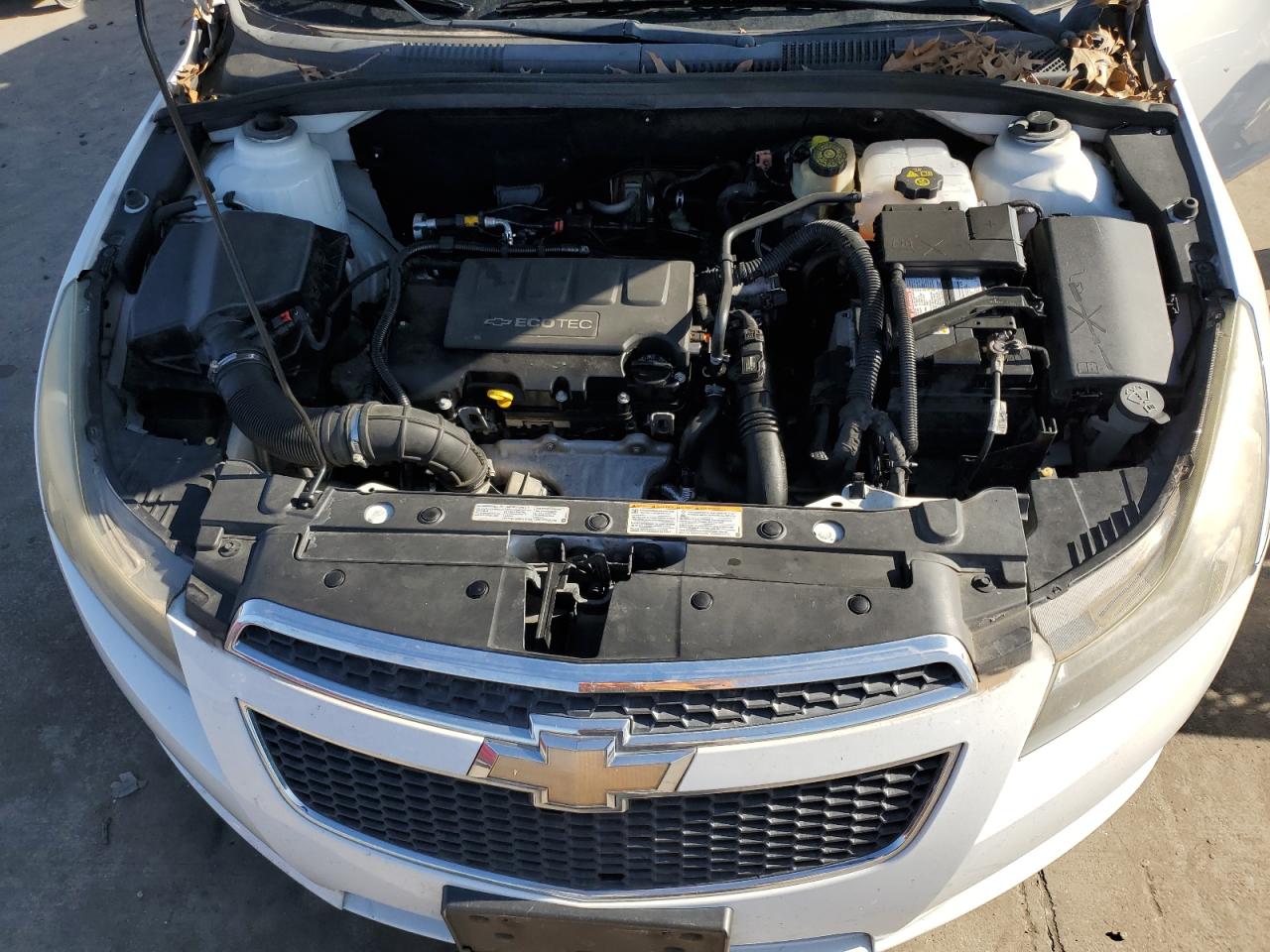 2012 Chevrolet Cruze - Image 13