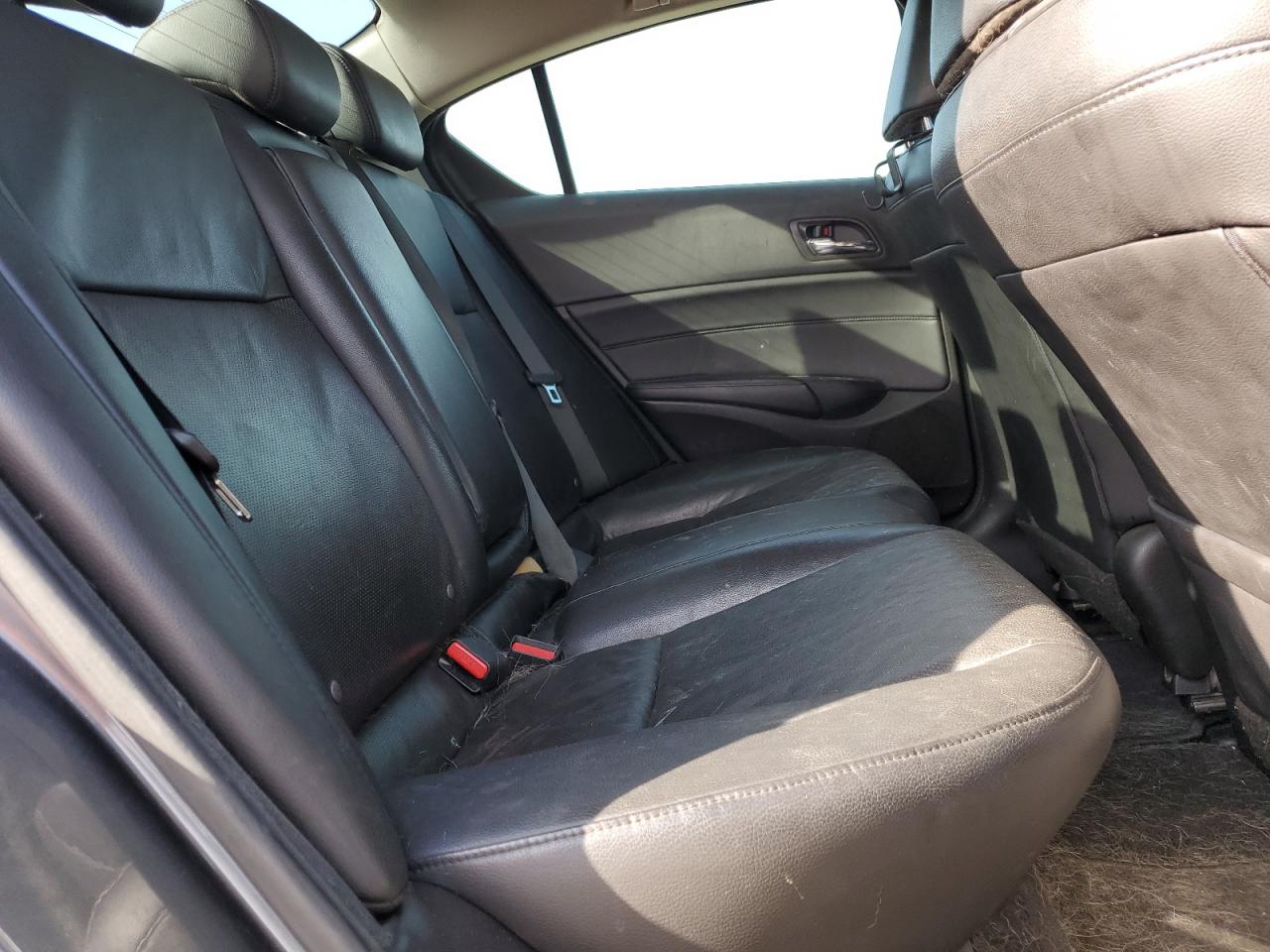 2014 Acura ILX - Image 10