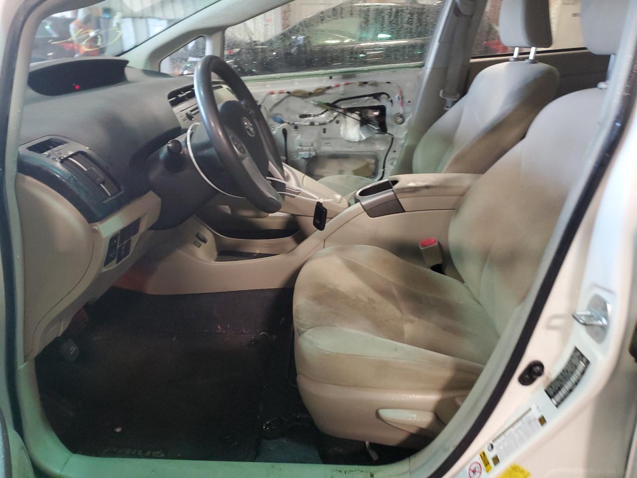 2012 Toyota Prius - Image 7
