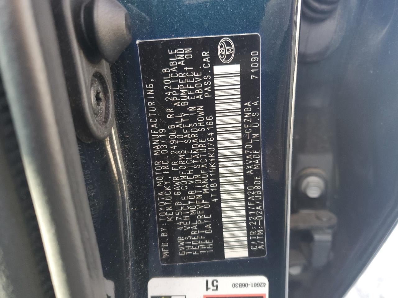2019 Toyota Camry - Image 12