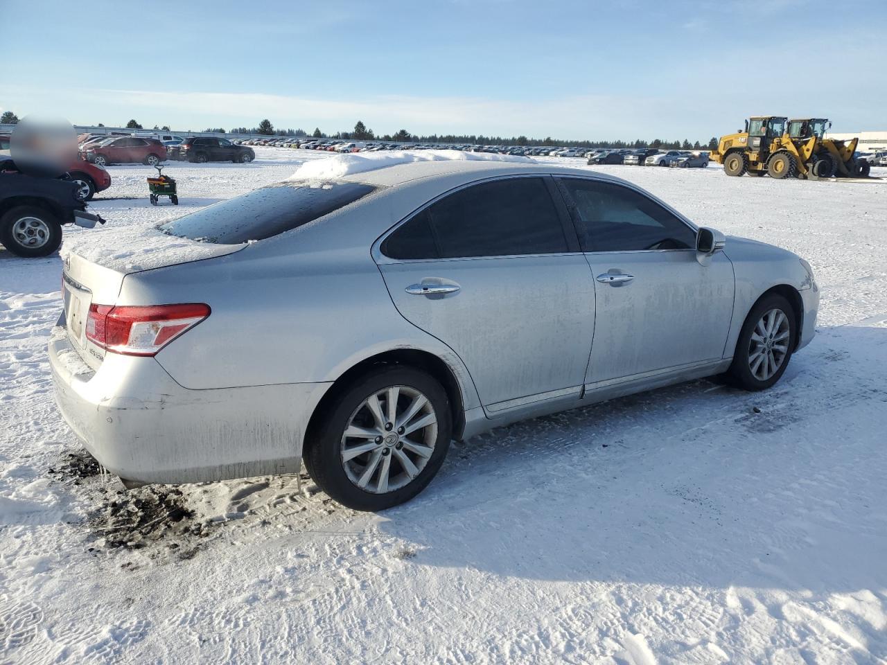 2012 Lexus ES - Image 3