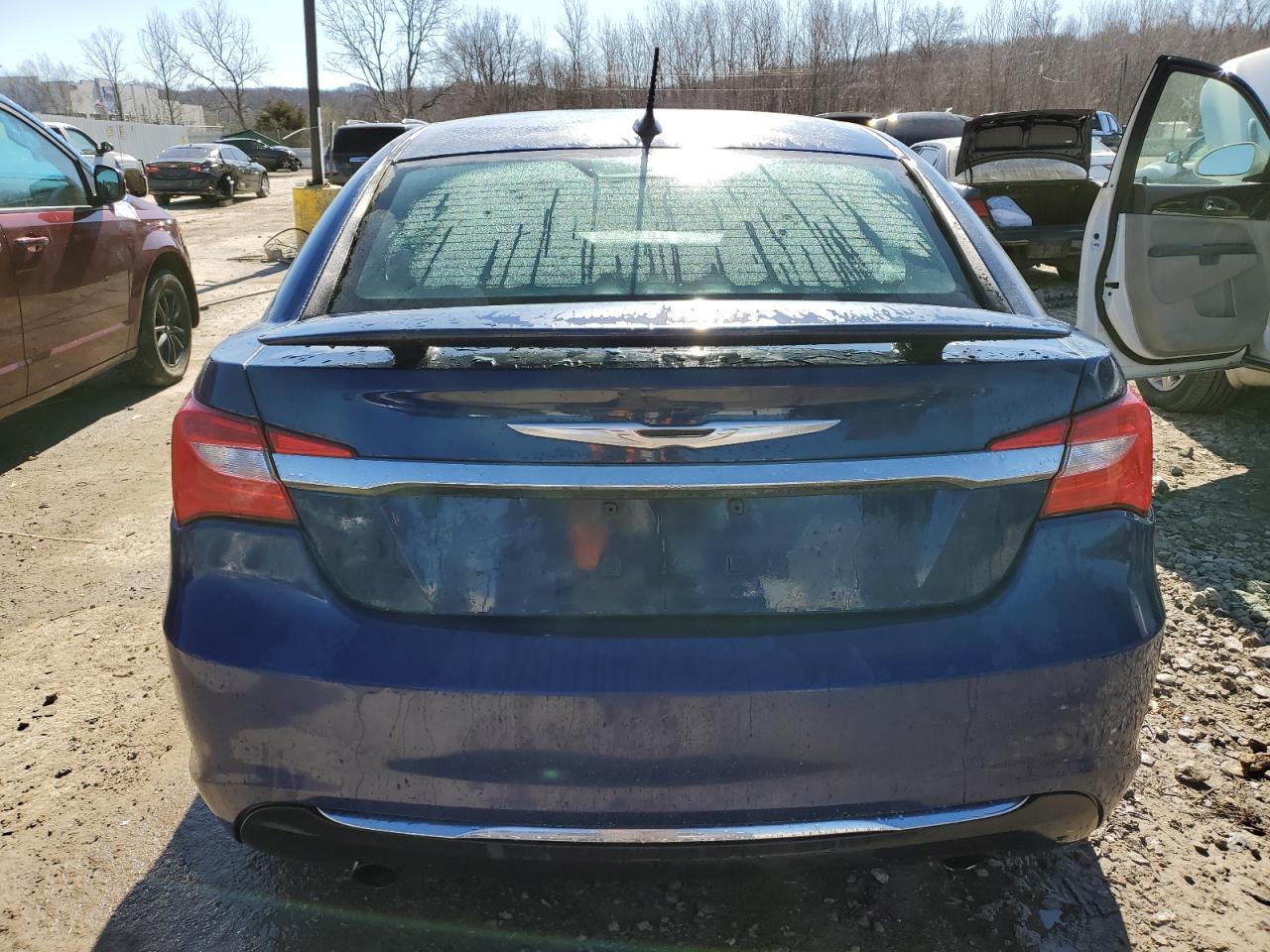 2011 Chrysler 200 - Image 6
