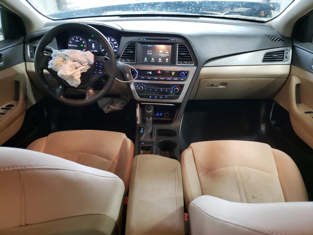 2016 Hyundai Sonata - Image 8