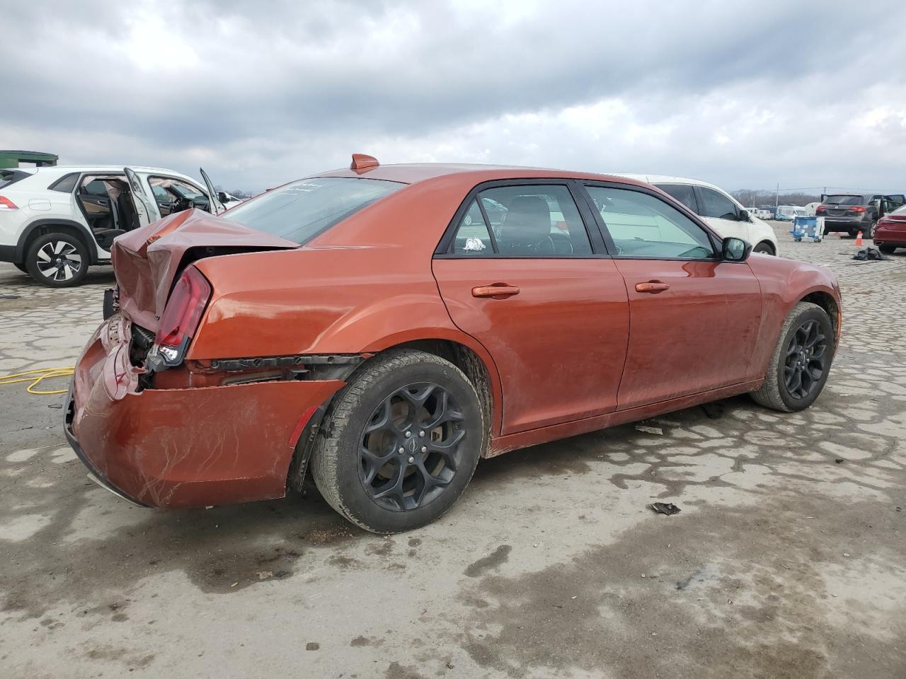 2021 Chrysler 300 - Image 3