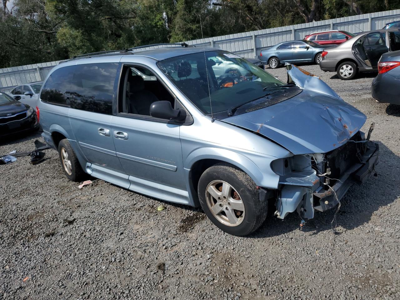 2005 Dodge Caravan - Image 4
