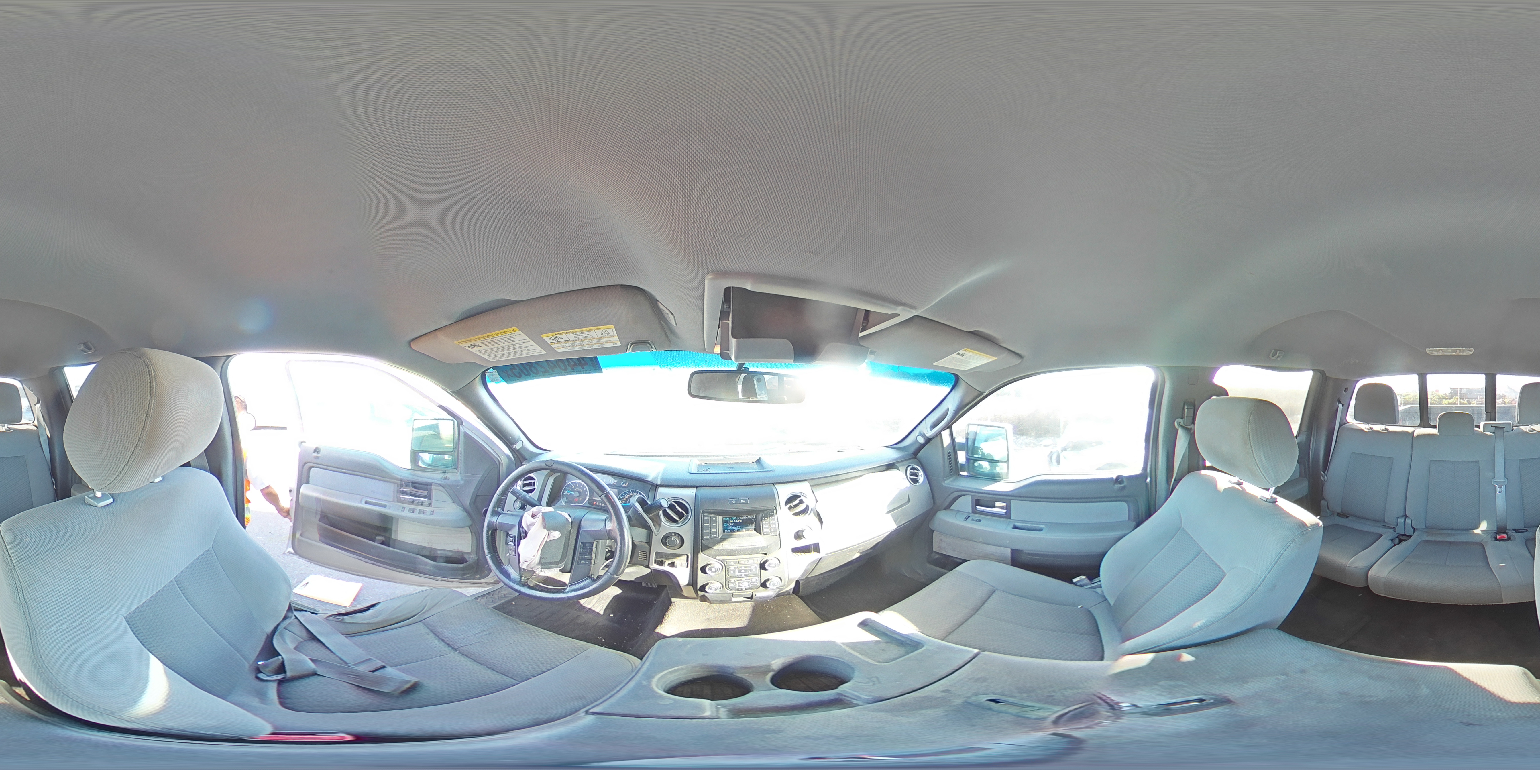 2014 Ford F-150 - Image 12