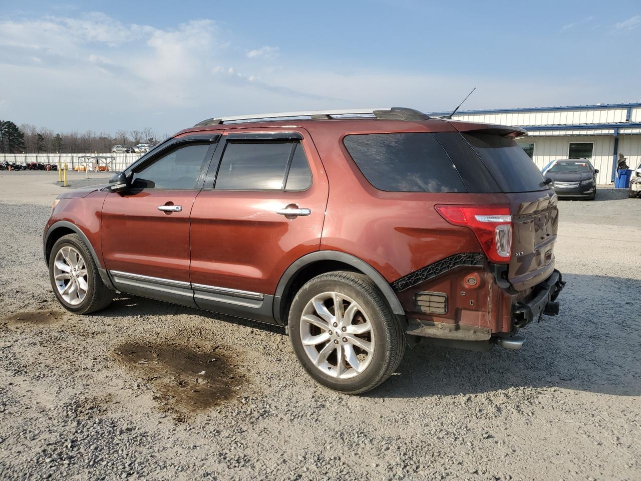 2015 Ford Explorer - Image 2