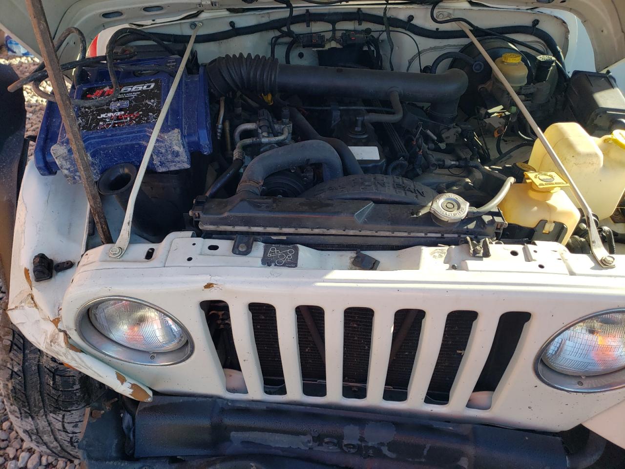 1998 Jeep Wrangler - Image 11