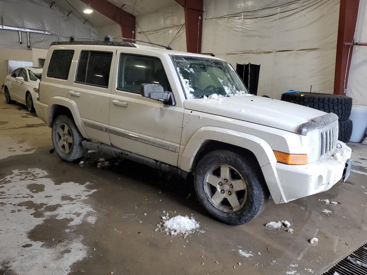 2010 Jeep Commander - Image 4