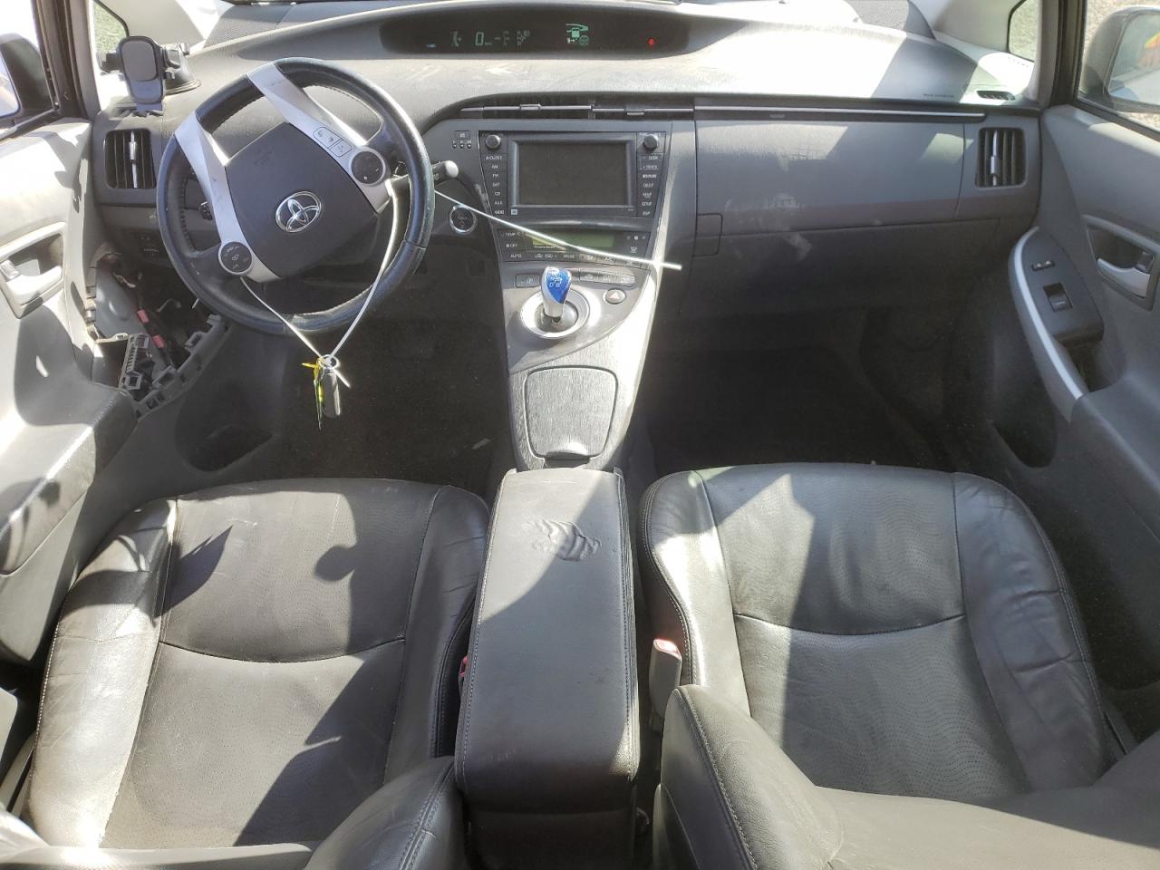 2011 Toyota Prius - Image 8