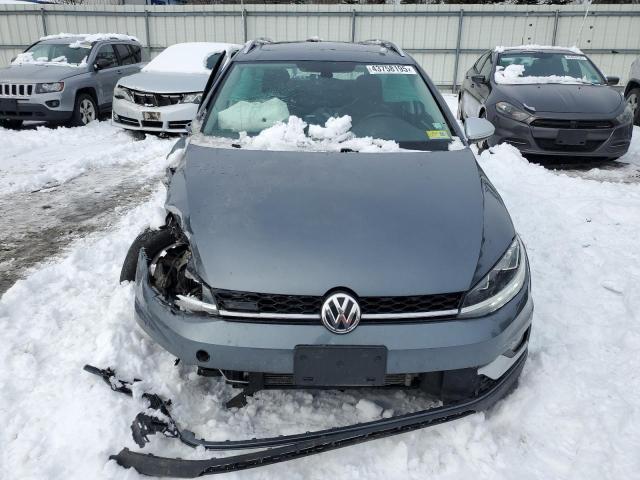  VOLKSWAGEN GOLF 2019 Black