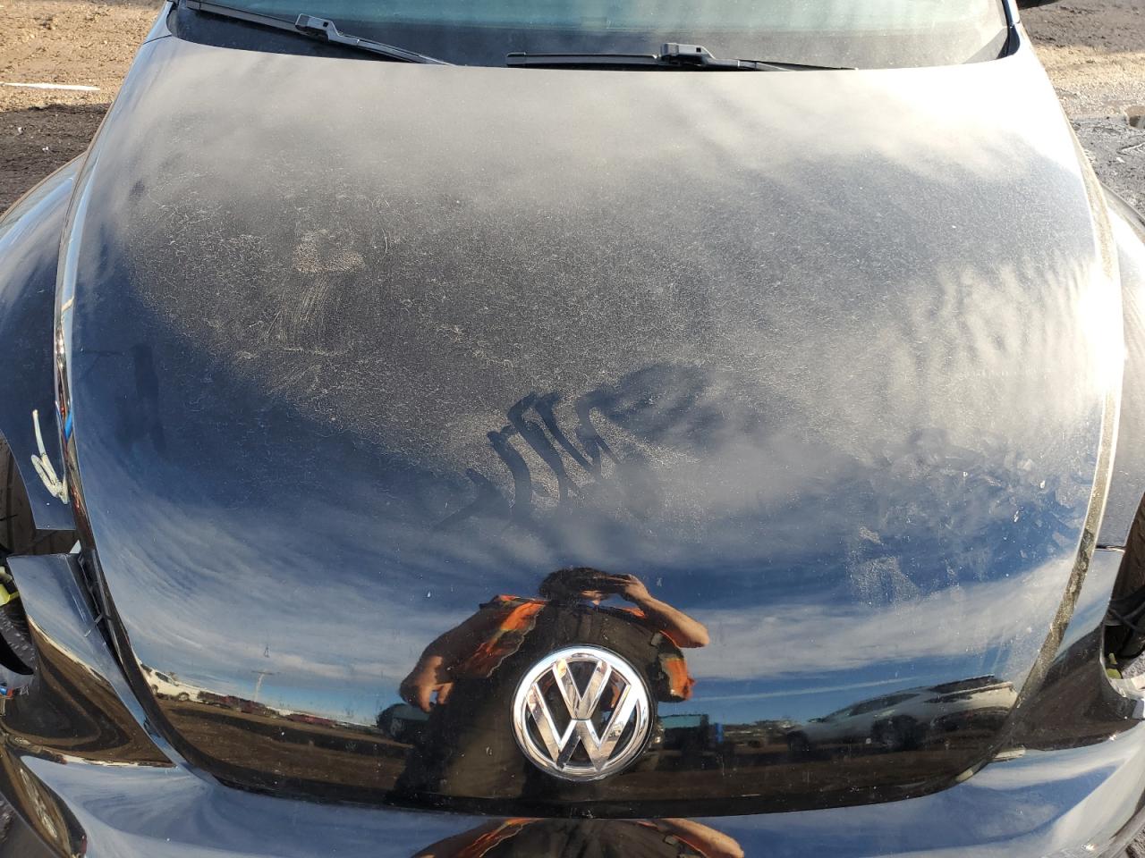 2013 Volkswagen Beetle - Image 12