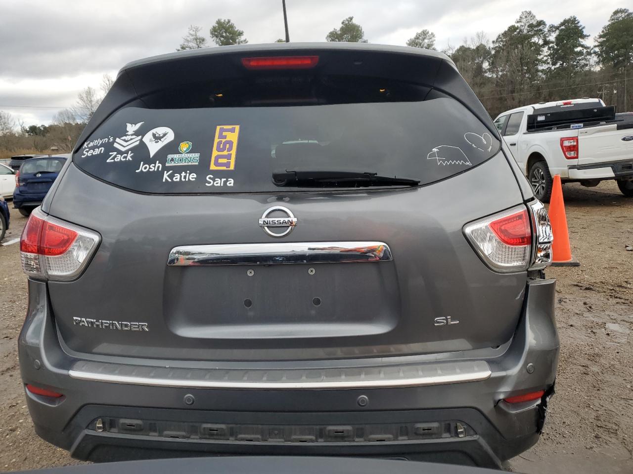 2015 Nissan Pathfinder - Image 6