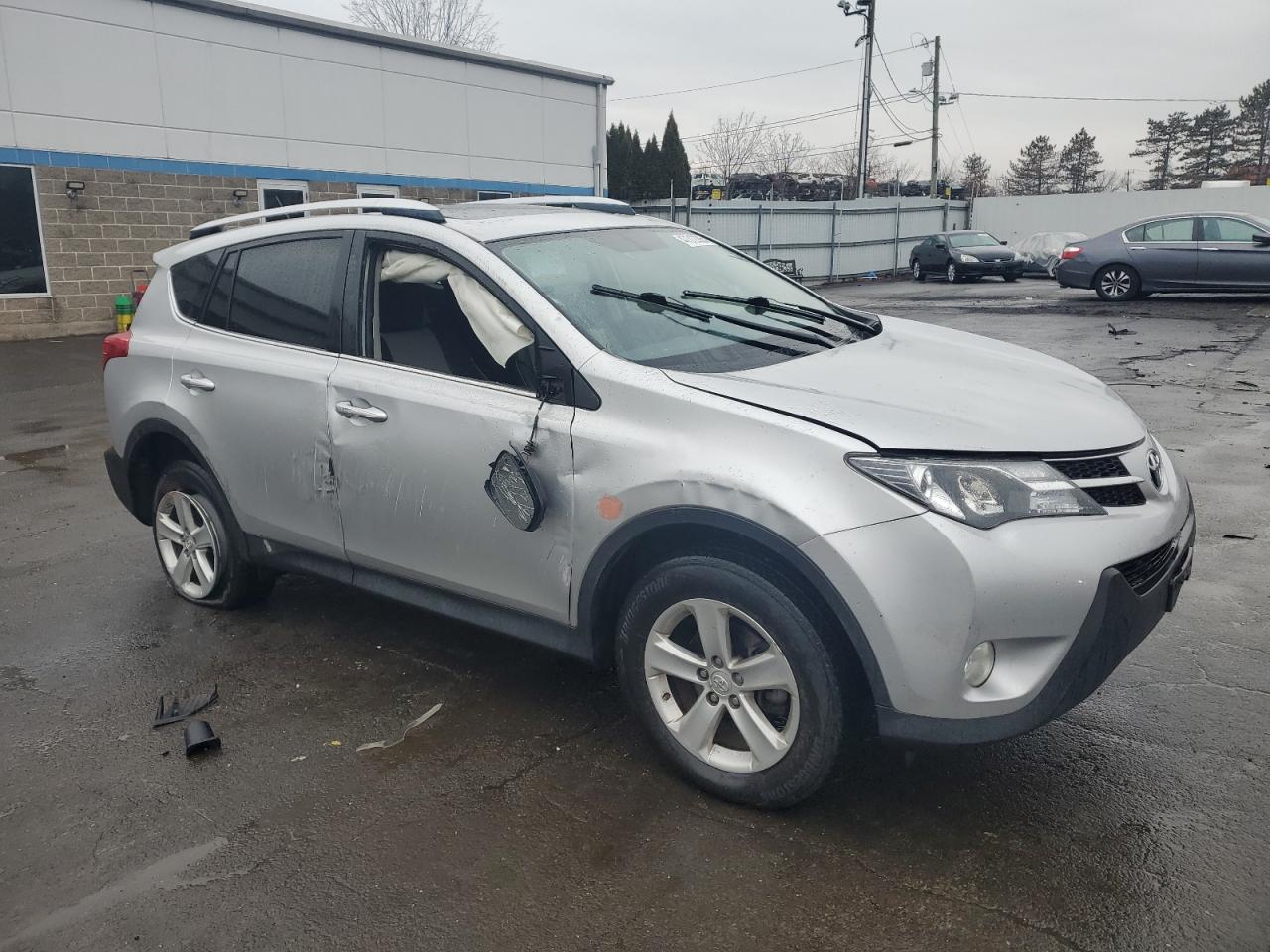 2013 Toyota RAV 4 - Image 4